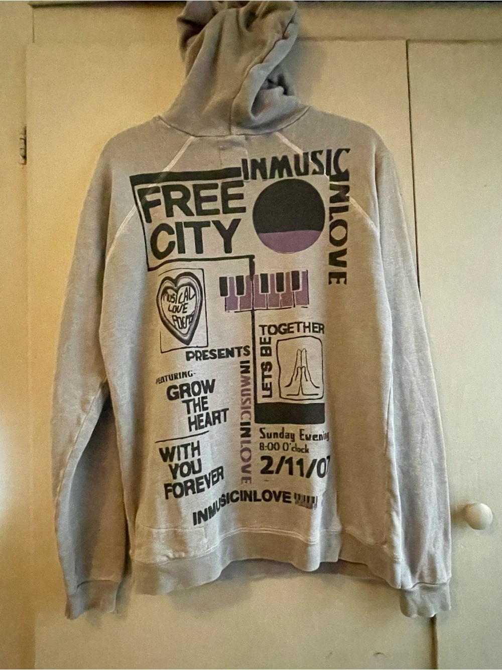 Free City Hoodie